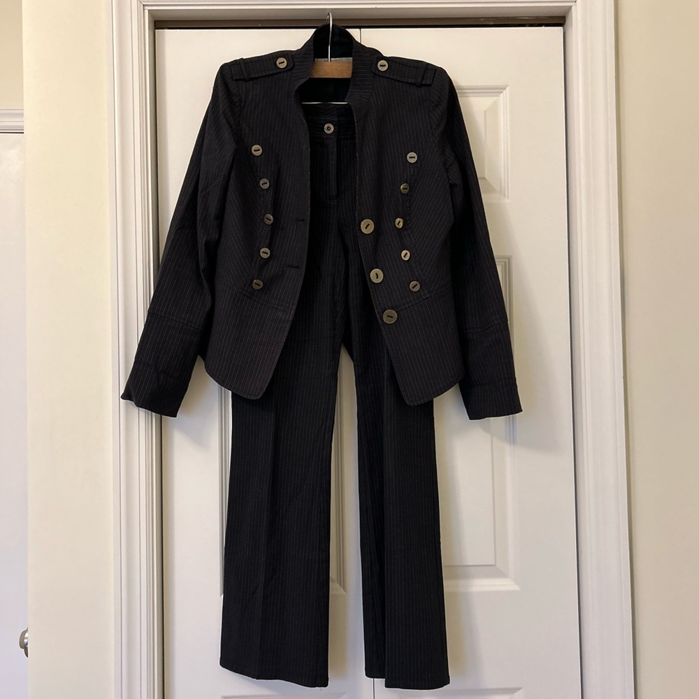 Worth Navy Blue Pinstriped Pants Suit Women’s